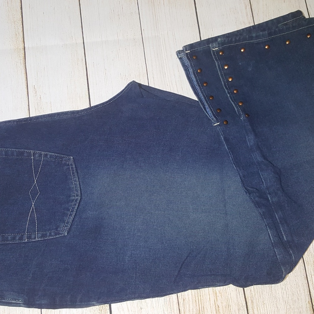 Super Cool Studded Split Hem Jeans 22W